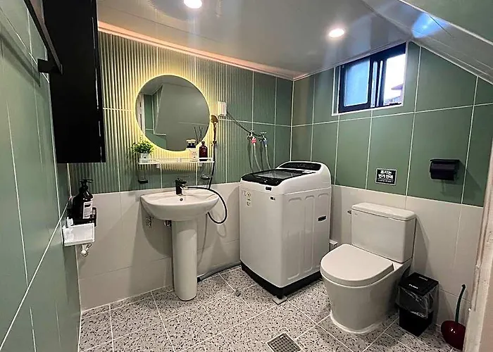 Hotel Nakwon - 15 Minutes To Hongdae - 20 Minutes To Gangnam - 4 Minutes From Subway