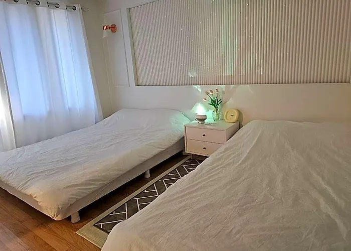 Nakwon - 15 Minutes To Hongdae - 20 Minutes To Gangnam - 4 Minutes From Subway Hotel
